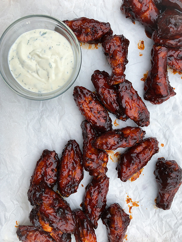 Smoked Sweet Barbecue Chicken Wings with ranch