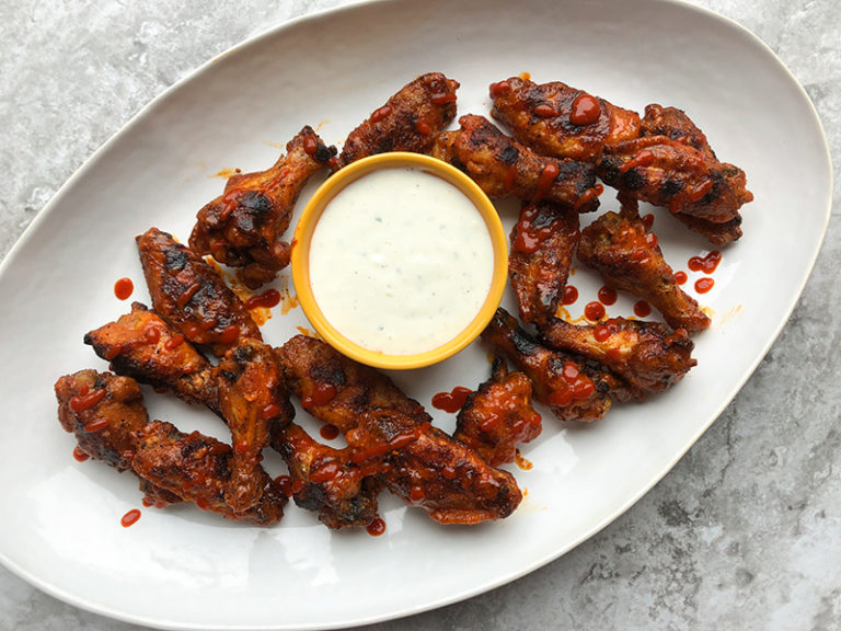 PubStyle Buffalo Wings Sizzling Mess